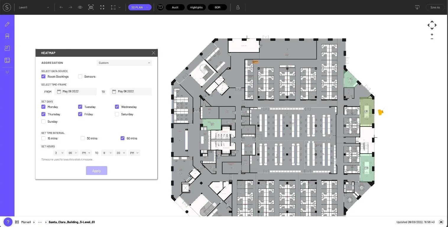 Floor plan in 2D with an open Heatmap panel: data source room bookings or sensors, date range, day of week checkboxes, interval 15, 30 or 60 minutes and hours from 2 PM to 6 PM